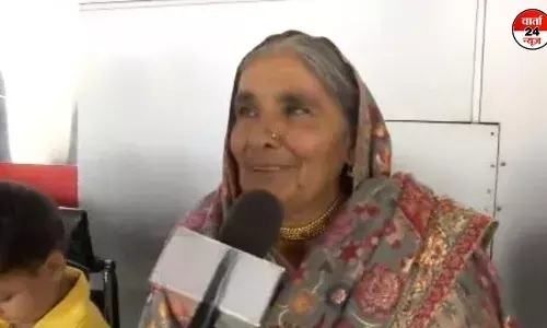 विनेश फोगाट की मां प्रेम लता ने कहा- मेरी बेटी चैंपियन है, देश ने उसे स्वर्ण पदक से भी ज्यादा सम्मान दिया! जानें विनेश के भाई और जाने माने पहलवानों ने क्या कहा