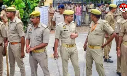पेपर लीक करवाने का दावा करके ठगी करने की कोशिश, सपा के पूर्व मंत्री सहित अन्य पर एफआईआर दर्ज पेपर लीक करवाने का दावा करके ठगी करने की कोशिश, सपा के पूर्व मंत्री सहित अन्य पर एफआईआर दर्ज