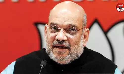 जम्मू-कश्मीर चुनाव: गृह मंत्री अमित शाह ने कांग्रेस को घेरा, मांगें 10 सवालों के जवाब, जानें क्या हैं सवाल जम्मू-कश्मीर चुनाव: गृह मंत्री अमित शाह ने कांग्रेस को घेरा, मांगें 10 सवालों के जवाब, जानें क्या हैं सवाल