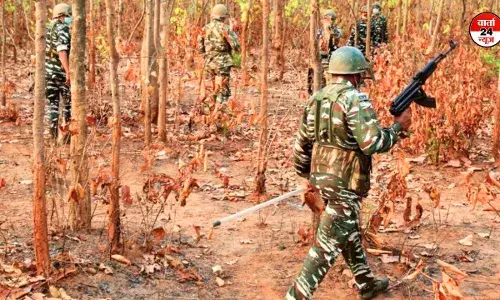छत्तीसगढ़ में पुलिस पार्टी और माओवादियों के बीच मुठभेड़, तीन वर्दीधारी महिला नक्सली ढेर