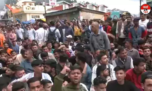 शिमला के संजौली मस्जिद पर विरोध प्रदर्शन, पुलिस बल तैनात, सीएम सुखविंदर ने कहा- प्रदर्शन शांतिपूर्ण हो नहीं तो कड़ी कार्रवाई होगी शिमला के संजौली मस्जिद पर विरोध प्रदर्शन, पुलिस बल तैनात, सीएम सुखविंदर ने कहा- प्रदर्शन शांतिपूर्ण हो नहीं तो कड़ी कार्रवाई होगी