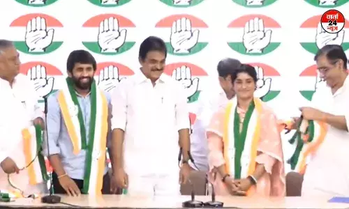 कांग्रेस में शामिल हुए विनेश फोगाट और बजरंग पूनिया,महिलाओं को दिया संदेश! कहा- जहां आपके लिए कोई नहीं होगा, तो मैं वहां रहूंगी कांग्रेस में शामिल हुए विनेश फोगाट और बजरंग पूनिया,महिलाओं को दिया संदेश! कहा- जहां आपके लिए कोई नहीं होगा, तो मैं वहां रहूंगी