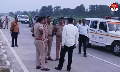 सुल्तानपुर लूटकांड में डीएम ने मजिस्ट्रेटी जांच के दिए आदेश, एनकाउंटर पर सपा ने उठाए थे सवाल सुल्तानपुर लूटकांड में डीएम ने मजिस्ट्रेटी जांच के दिए आदेश, एनकाउंटर पर सपा ने उठाए थे सवाल