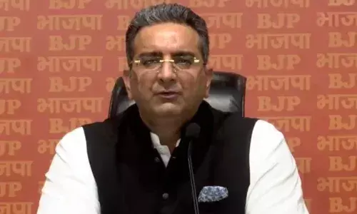 भाजपा ने बंगाल सीएम से फिर इस्तीफे की मांग की, लगाया आरोप- कोलकाता केस में ममता बनर्जी बलात्कारियों के साथ खड़ी है: गौरव भाटिया भाजपा ने बंगाल सीएम से फिर इस्तीफे की मांग की, लगाया आरोप- कोलकाता केस में ममता बनर्जी बलात्कारियों के साथ खड़ी है: गौरव भाटिया