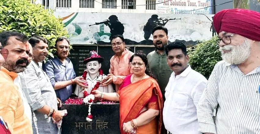 पीएम मोदी के जन्मदिन पर भाजपा ने स्वच्छता अभियान स्वच्छता ही सेवा पखवाड़ा का किया शुभारम्भ पीएम मोदी के जन्मदिन पर भाजपा ने स्वच्छता अभियान स्वच्छता ही सेवा पखवाड़ा का किया शुभारम्भ