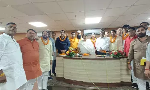 महापौर ने अब तक के सभी रिकॉर्ड तोड़े, भाजपा के 6 में से 5 सदस्यों को निर्विरोध चुनकर कार्यकारिणी में भेजा महापौर ने अब तक के सभी रिकॉर्ड तोड़े, भाजपा के 6 में से 5 सदस्यों को निर्विरोध चुनकर कार्यकारिणी में भेजा