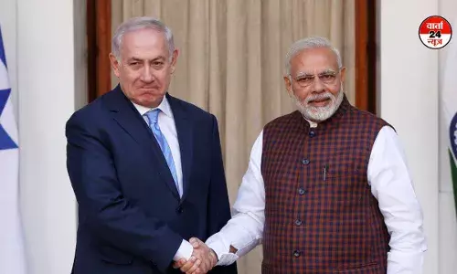पीएम मोदी ने इजरायली पीएम नेतन्याहू से शांति और स्थिरता के लिए की बात पीएम मोदी ने इजरायली पीएम नेतन्याहू से शांति और स्थिरता के लिए की बात