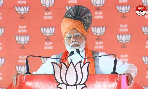 कांग्रेस का फॉर्मूला है न काम करो और न ही दूसरों को काम करने दो: पीएम मोदी कांग्रेस का फॉर्मूला है न काम करो और न ही दूसरों को काम करने दो: पीएम मोदी