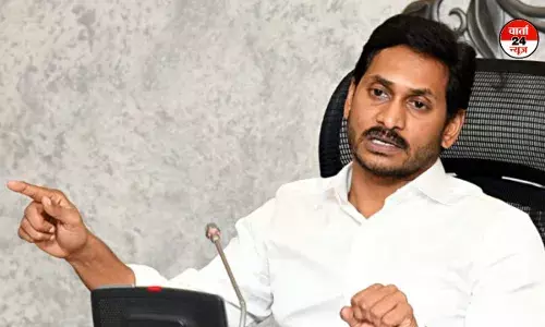 तिरुपति लड्डू विवाद पर जगन रेड्डी सीएम चंद्रबाबू पर जमकर बरसे, कहा- प्रसादम पर झूठ फैलाने के लिए उन्हें शर्म आनी चाहिए तिरुपति लड्डू विवाद पर जगन रेड्डी सीएम चंद्रबाबू पर जमकर बरसे, कहा- प्रसादम पर झूठ फैलाने के लिए उन्हें शर्म आनी चाहिए