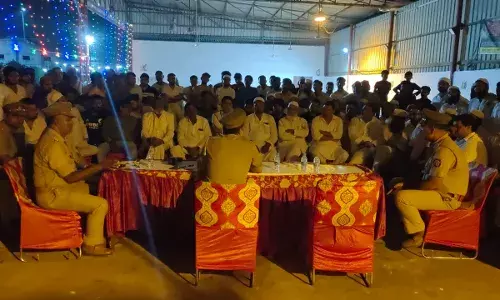 नरसिंहानंद के विवादित बयान को लेकर कई जगह किए गए प्रदर्शन