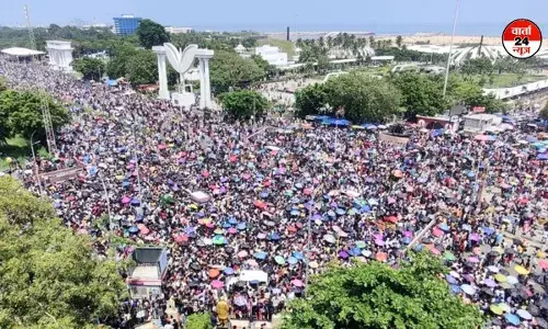 भारतीय वायुसेना की 92वीं एनिवर्सिरी देखना पड़ा भारी! डिहाईड्रेशन की वजह से तीन की मौत, 230 लोग अस्पताल में भर्ती भारतीय वायुसेना की 92वीं एनिवर्सिरी देखना पड़ा भारी! डिहाईड्रेशन की वजह से तीन की मौत, 230 लोग अस्पताल में भर्ती