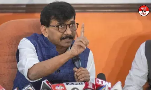 संजय राउत ने सीएम एकनाथ शिंदे पर ताना निशाना! कहा- बाबा सिद्दीकी हत्याकांड में दिखाएं सिंघमगिरी, हिम्मत है तो साजिशकर्ताओं का करें एनकाउंटर संजय राउत ने सीएम एकनाथ शिंदे पर ताना निशाना! कहा- बाबा सिद्दीकी हत्याकांड में दिखाएं सिंघमगिरी, हिम्मत है तो साजिशकर्ताओं का करें एनकाउंटर