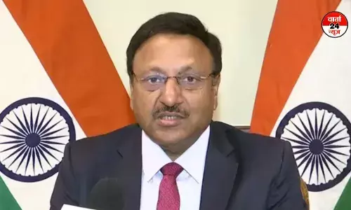 मुख्य चुनाव आयुक्त राजीव कुमार के हेलीकॉप्टर की पिथौरागढ़ में आपातकालीन लैंडिंग मुख्य चुनाव आयुक्त राजीव कुमार के हेलीकॉप्टर की पिथौरागढ़ में आपातकालीन लैंडिंग