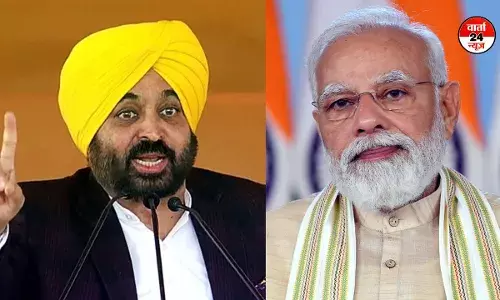 सीएम भगवंत मान ने पंजाब में पराली जलाने से किया इंकार! कहा- पीएम मोदी अगर युक्रेन का युद्ध रुकवा सकते हैं तो पराली का धुआं क्यों नहीं? सीएम भगवंत मान ने पंजाब में पराली जलाने से किया इंकार! कहा- पीएम मोदी अगर युक्रेन का युद्ध रुकवा सकते हैं तो पराली का धुआं क्यों नहीं?