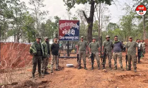 छत्तीसगढ़ के नारायणपुर में नक्सलियों ने किया आईईडी ब्लास्ट, पुलिस के चार जवान घायल, दो जवान शहीद छत्तीसगढ़ के नारायणपुर में नक्सलियों ने किया आईईडी ब्लास्ट, पुलिस के चार जवान घायल, दो जवान शहीद