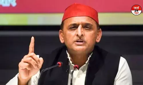 अखिलेश यादव ने योगी सरकार पर लगाया बड़ा आरोप! कहा- यूपी में उपचुनाव है, इसलिए बीजेपी ने बहराइच में दंगा करवाया... अखिलेश यादव ने योगी सरकार पर लगाया बड़ा आरोप! कहा- यूपी में उपचुनाव है, इसलिए बीजेपी ने बहराइच में दंगा करवाया...