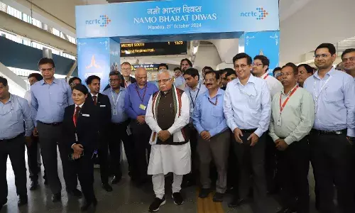 मनोहरलाल खट्टर ने नमो भारत ट्रेन में किया सफर मनोहरलाल खट्टर ने नमो भारत ट्रेन में किया सफर