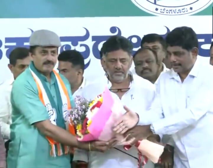 कर्नाटक में भाजपा को झटका! सीपी योगेश्वर ने थामा कांग्रेस का दामन, भाजपा छोड़ने का बताया यह कारण