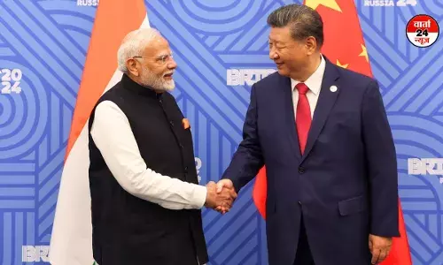 पांच साल बाद पीएम मोदी और शी जिनपिंग ने की द्विपक्षीय वार्ता, भारत और चीन के बीच संबंध मधुर बनाने पर हुई साकारात्मक बातचीत पांच साल बाद पीएम मोदी और शी जिनपिंग ने की द्विपक्षीय वार्ता, भारत और चीन के बीच संबंध मधुर बनाने पर हुई साकारात्मक बातचीत