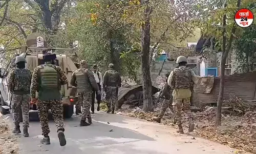 जम्मू-कश्मीर में एक और गैर-कश्मीरी नागरिक पर आतंकी हमला, मजदूर के हाथ में लगी गोली जम्मू-कश्मीर में एक और गैर-कश्मीरी नागरिक पर आतंकी हमला, मजदूर के हाथ में लगी गोली