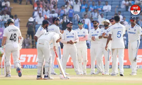 दूसरे दिन का खेल समाप्त, न्यूजीलैंड ने अपनी दूसरी पारी में 5 विकेट पर 198 रन बनाए दूसरे दिन का खेल समाप्त, न्यूजीलैंड ने अपनी दूसरी पारी में 5 विकेट पर 198 रन बनाए