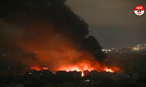 इजराइल के जवाबी हमले पर ईरान को अमेरिका ने दी चेतावनी! सऊदी अरब ने अंतरराष्ट्रीय समुदाय से की अपील- हमले को खत्म कराने के लिए एकजुट हो इजराइल के जवाबी हमले पर ईरान को अमेरिका ने दी चेतावनी! सऊदी अरब ने अंतरराष्ट्रीय समुदाय से की अपील- हमले को खत्म कराने के लिए एकजुट हो