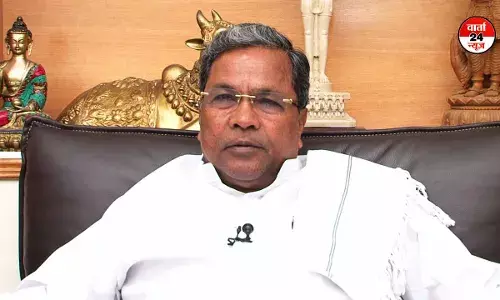 MUDA घोटाले में बेंगलुरु और मैसूर में 8-9 जगहों पर छापेमारी कर रही ED MUDA घोटाले में बेंगलुरु और मैसूर में 8-9 जगहों पर छापेमारी कर रही ED