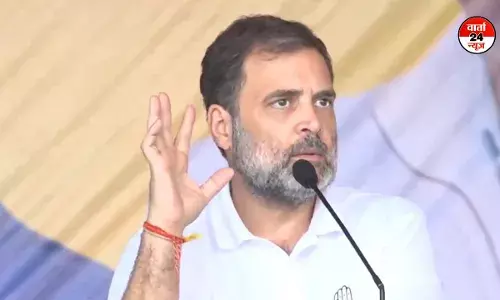 झारखंड में राहुल गांधी भाजपा पर जमकर बरसे! कहा- भारत को चलाना है तो 90% लोग चलाएं मगर भाजपा चाहती है कि 2-3 लोग ही चलाएं झारखंड में राहुल गांधी भाजपा पर जमकर बरसे! कहा- भारत को चलाना है तो 90% लोग चलाएं मगर भाजपा चाहती है कि 2-3 लोग ही चलाएं