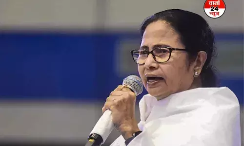 त्योहारी सीजन खत्म, ममता बनर्जी फिर सड़क पर; दार्जिलिंग से जिलों का दौरा शुरू त्योहारी सीजन खत्म, ममता बनर्जी फिर सड़क पर; दार्जिलिंग से जिलों का दौरा शुरू