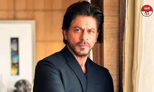 शाहरुख खान को जान से मारने की धमकी देने वाले आरोपी को मुंबई पुलिस ने छत्तीसगढ़ में किया गिरफ्तार शाहरुख खान को जान से मारने की धमकी देने वाले आरोपी को मुंबई पुलिस ने छत्तीसगढ़ में किया गिरफ्तार