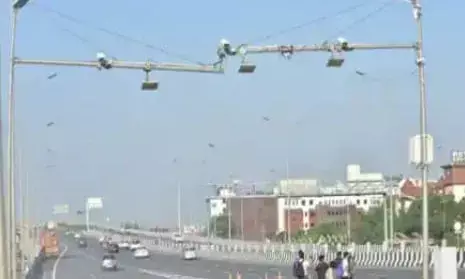 350 सीसीटीवी निगरानी से गाजियाबाद में यातायात संचालन में सुधार की उम्मीद 350 सीसीटीवी निगरानी से गाजियाबाद में यातायात संचालन में सुधार की उम्मीद