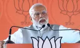 छत्रपति संभाजी नगर में पीएम नरेंद्र मोदी ने कांग्रेस पर पाकिस्तान की भाषा बोलने का लगाया आरोप छत्रपति संभाजी नगर में पीएम नरेंद्र मोदी ने कांग्रेस पर पाकिस्तान की भाषा बोलने का लगाया आरोप