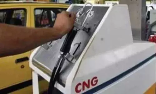 Mumbai में CNG की कीमत में 2 रुपये प्रति किलो की बढ़ोतरी! 75 रुपये से बढ़कर 77 रुपये प्रति किलो हुआ