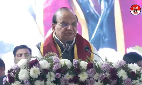 मुख्यमंत्री आतिशी अरविंद केजरीवाल से हजार गुना बेहतर सीएम है: वी के सक्सेना मुख्यमंत्री आतिशी अरविंद केजरीवाल से हजार गुना बेहतर सीएम है: वी के सक्सेना