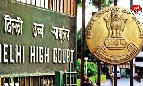 दिल्ली हाई कोर्ट ने आयुष्मान भारत के क्रियान्वयन के लिए दिल्ली सरकार को भेजा नोटिस, जानें क्या है मामला दिल्ली हाई कोर्ट ने आयुष्मान भारत के क्रियान्वयन के लिए दिल्ली सरकार को भेजा नोटिस, जानें क्या है मामला