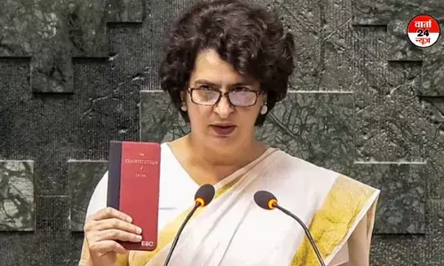 संसद सदस्य के रूप में शपथ लेने के बाद प्रियंका गांधी ने कहा- हमारी प्राथमिकता राष्ट्र से संबंधित महत्वपूर्ण मुद्दों को उठाना संसद सदस्य के रूप में शपथ लेने के बाद प्रियंका गांधी ने कहा- हमारी प्राथमिकता राष्ट्र से संबंधित महत्वपूर्ण मुद्दों को उठाना