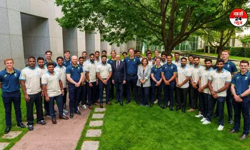 भारतीय टीम से ऑस्ट्रेलिया के प्रधानमंत्री ने की मुलाकात! बुमराह और विराट की प्रशंसा भारतीय टीम से ऑस्ट्रेलिया के प्रधानमंत्री ने की मुलाकात! बुमराह और विराट की प्रशंसा