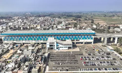 यात्रियों की सुविधा के लिए आरआरटीएस स्टेशनों के पार्किंग स्थलों में विकसित होंगे एकीकृत पार्किंग एवं वाणिज्यिक स्थल यात्रियों की सुविधा के लिए आरआरटीएस स्टेशनों के पार्किंग स्थलों में विकसित होंगे एकीकृत पार्किंग एवं वाणिज्यिक स्थल