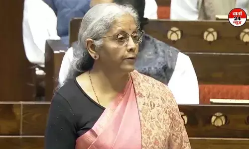 संविधान की स्थिरता: निर्मला सीतारमण ने भारत के लोकतंत्र की ताकत पर दिया जोर संविधान की स्थिरता: निर्मला सीतारमण ने भारत के लोकतंत्र की ताकत पर दिया जोर