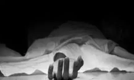 ठंड से 65 साल के बुजुर्ग की हुई मौत, बढ़ी सर्दी से स्थिति गंभीर ठंड से 65 साल के बुजुर्ग की हुई मौत, बढ़ी सर्दी से स्थिति गंभीर