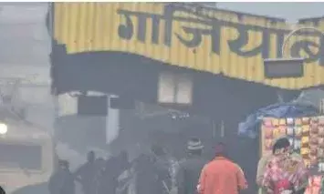 सीआरपीएफ टीम की मुस्तैदी से बच्ची को पीलीभीत से बरामद किया गया सीआरपीएफ टीम की मुस्तैदी से बच्ची को पीलीभीत से बरामद किया गया