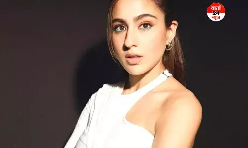 अपकमिंग फिल्म स्काई फोर्स की शूटिंग के लिए मसूरी पहुंची सारा अली खान, फैंस के साथ खिंचवाई फोटो अपकमिंग फिल्म स्काई फोर्स की शूटिंग के लिए मसूरी पहुंची सारा अली खान, फैंस के साथ खिंचवाई फोटो
