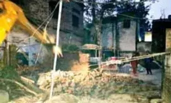 महापौर की कार्रवाई: नगर निगम भूमि पर अवैध कब्जा ध्वस्त