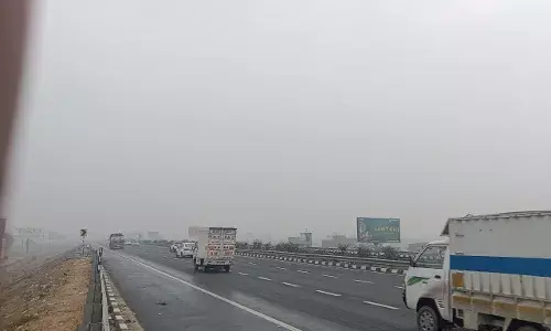 बारिश के बाद प्रदूषण में सुधार, GRAP स्टेज 3 खत्म: BS3 और BS4 कारों को राहत बारिश के बाद प्रदूषण में सुधार, GRAP स्टेज 3 खत्म: BS3 और BS4 कारों को राहत