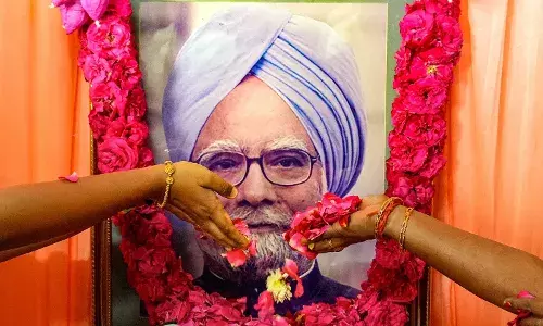 पूर्व प्रधानमंत्री के स्मारक को लेकर राजनीति शुरू