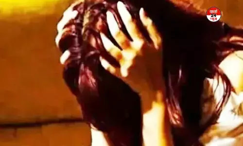 चाचा के बेटे पर दुष्कर्म का आरोप, युवती की रिपोर्ट के बाद जांच शुरू चाचा के बेटे पर दुष्कर्म का आरोप, युवती की रिपोर्ट के बाद जांच शुरू