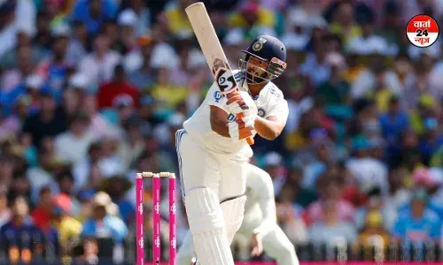 सिडनी टेस्ट: भारत को दूसरी पारी में झटके, ऋषभ पंत का अर्धशतक, जडेजा और रेड्डी क्रीज पर सिडनी टेस्ट: भारत को दूसरी पारी में झटके, ऋषभ पंत का अर्धशतक, जडेजा और रेड्डी क्रीज पर