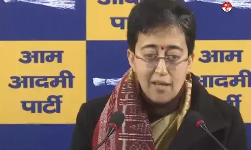 मेरे पिता ने हजारों गरीब बच्चों को पढ़ाया है, 80 के हो गए हैं चल भी नहीं सकते...यह कहकर रो पड़ीं दिल्ली की सीएम आतिशी मेरे पिता ने हजारों गरीब बच्चों को पढ़ाया है, 80 के हो गए हैं चल भी नहीं सकते...यह कहकर रो पड़ीं दिल्ली की सीएम आतिशी