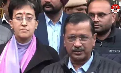 अरविंद केजरीवाल ने भाजपा पर लगाया आरोप! कहा- दिल्ली विधानसभा में फर्जी आवेदन मतदाता अरविंद केजरीवाल ने भाजपा पर लगाया आरोप! कहा- दिल्ली विधानसभा में फर्जी आवेदन मतदाता