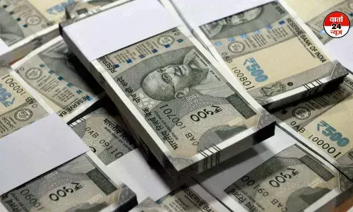 रुपया की गिरावट जारी, डॉलर के मुकाबले 86.31 के निचले स्तर पर पहुंचा रुपया की गिरावट जारी, डॉलर के मुकाबले 86.31 के निचले स्तर पर पहुंचा